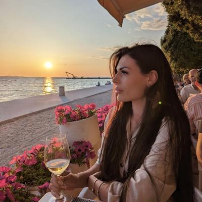 oliviaoliviaprescott's avatar