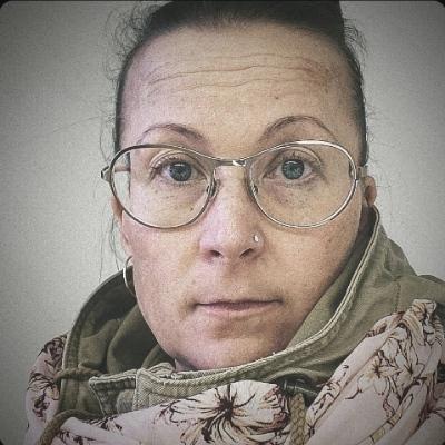 minnazghair's avatar