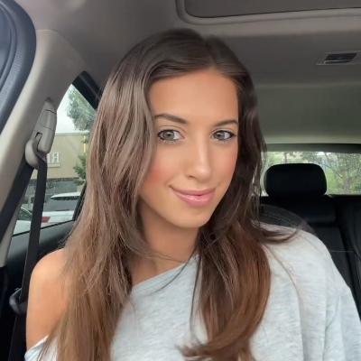 Kelly Villares