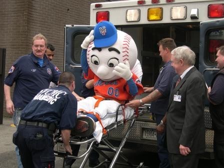 Mastodon banner for @mets