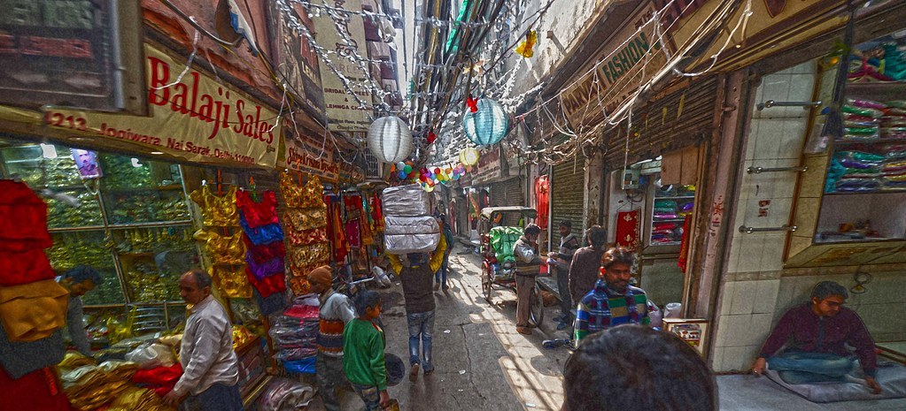 Mastodon banner for @Delhi