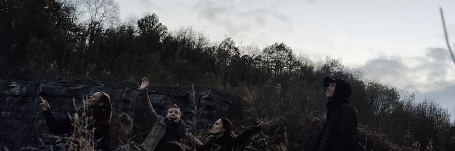 vinzek's profile header