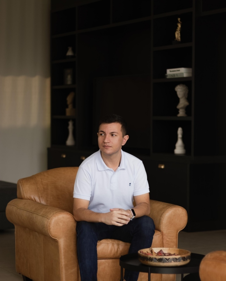 guilhermebernardino's profile header