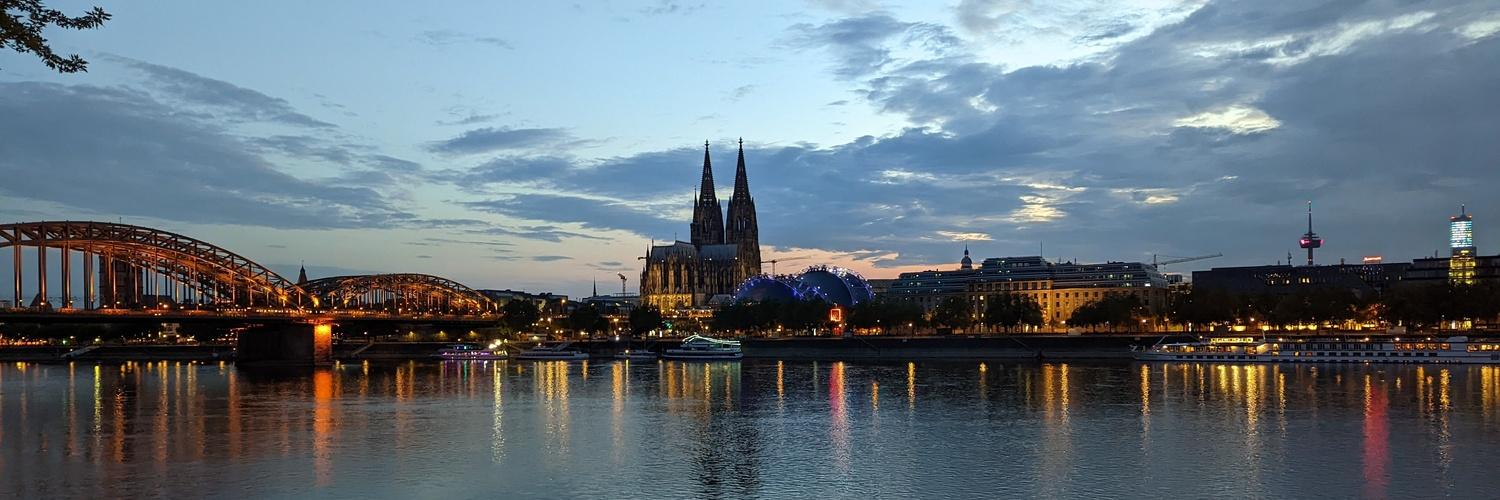 FotoVorschlag's profile header