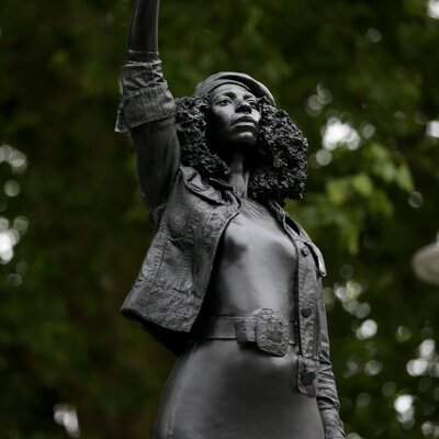 DianaBlack's avatar