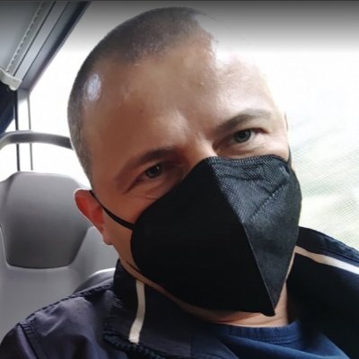 saerdnAginssalB's avatar