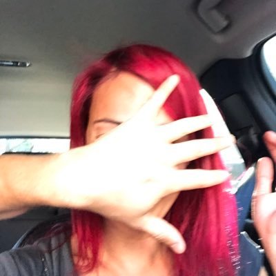 RoseOnTheLeft's avatar