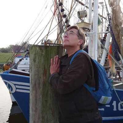 thesuingone's avatar