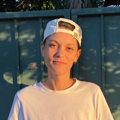 laurenleemack's avatar