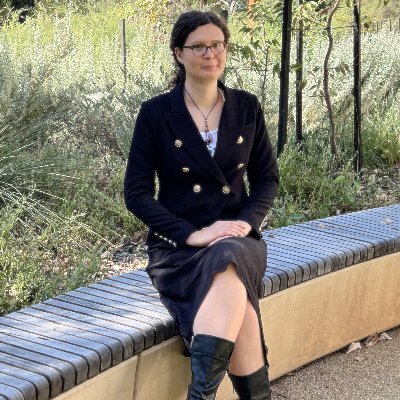 DrZoeHyde's avatar
