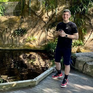 aaron's avatar
