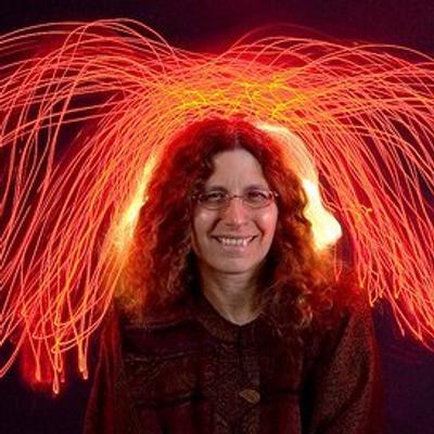 estherschindler's avatar
