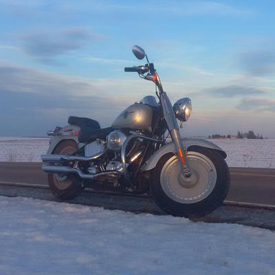 motoclaire.bsky.social's avatar