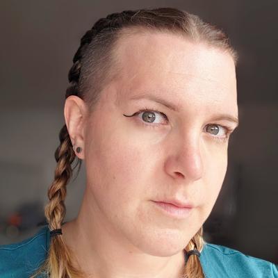 zoelocke's avatar