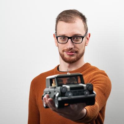 lucadegasperi's avatar
