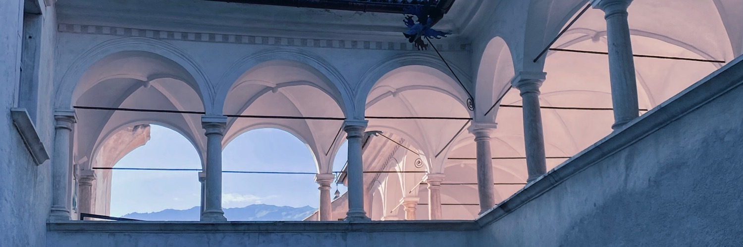 einhirn's profile header
