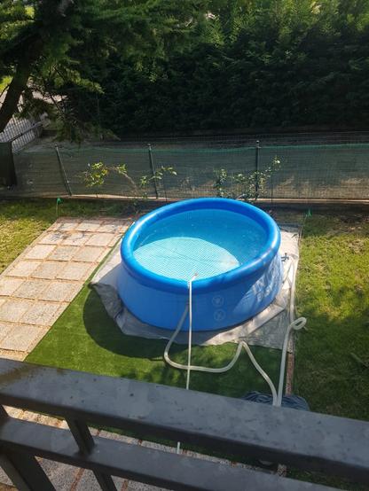 Piscina dove sono stato sto weekend. Ciao #Poveri! LoL