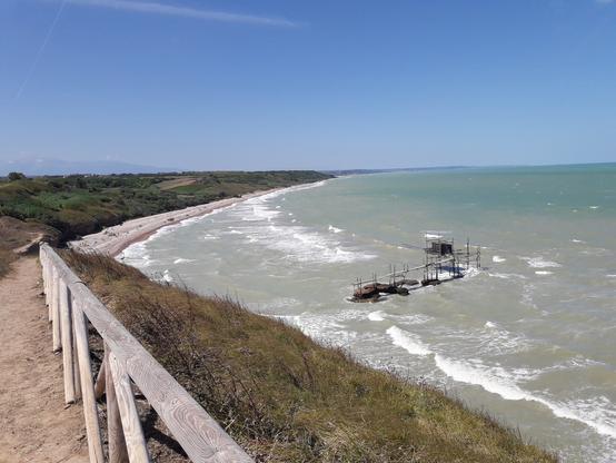 Promontorio sul mare, costa dei trabocchi
