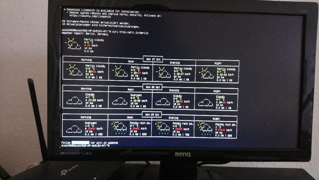 wttr.in in Konsole (tty Terminal) angezeigt, ohne GUI wird eine simple Grafik angezeigt