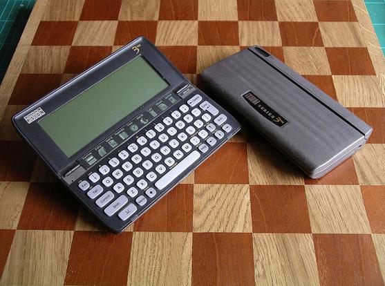 Palmtop computer aka PDA by Psion