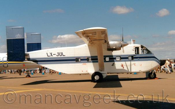Privately owned SC7 at RAF Fairford, 1995.
