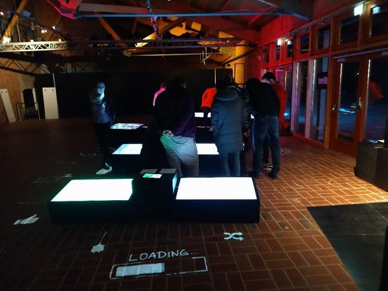 Monitorinstallation Eingangshalle