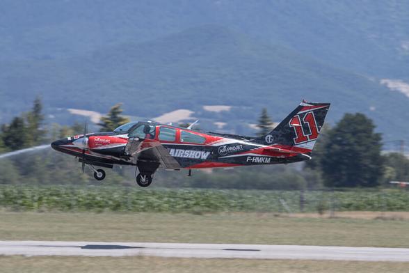 Beech 55