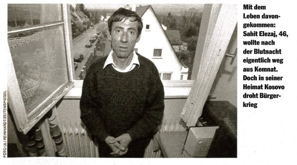 Foto von Sahit Elezaj, 46, dem Schock und Verzweiflung noch ins Gesicht geschrieben stehen vor einem geöffneten Fenster. Er wollte nach der Blutnacht eigentlich weg aus Kemnat. Doch in seiner Heimat im Kosovo drohte damals der Bürgerkrieg...