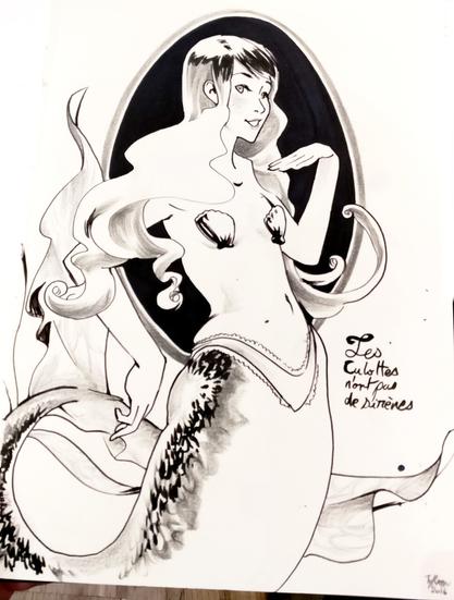 sirène avec une culotte sur fond noir
