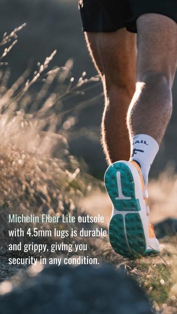 Michelin Fiber Lite outsole with 4.5mm lugs is durable and grippy, giving you security in any condition.