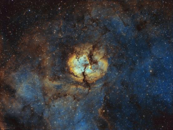SH2-124 Nebula imaged in narrowband 25 hours total integration time, processed as SHO palette
