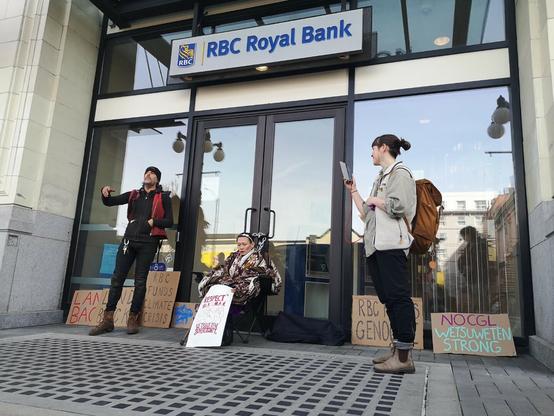 Chained myself to RBC Hudson Building in Victoria in solidarity with #Wetsuweten