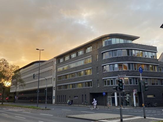 Max-Planck-Institut für Gesellschaftsforschung Sonnenuntergang