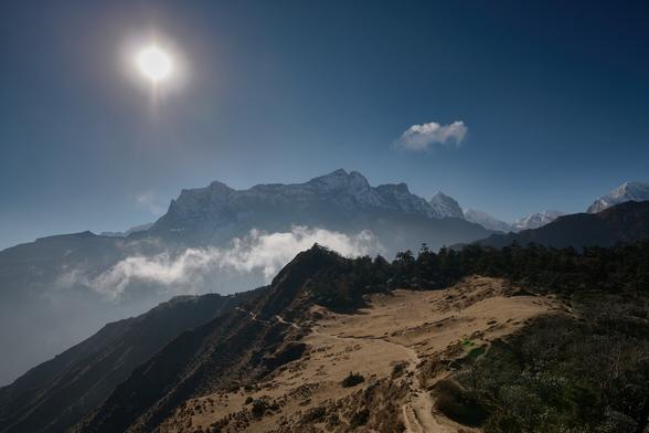 Afternoon cloud arrives at Syangboche