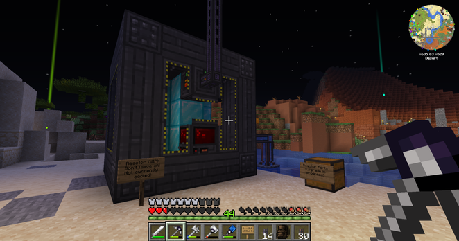 Screenshot from Minecraft. Shows a fully constructed 5x5x5 nuclear reactor.