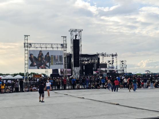 Huling El Bimbo Eraserheads reunion concert at SMDC Concert Grounds. Seen in the picture is the concert stage and LED screen
