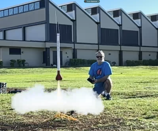 Old Me launching the same Estes Sky Raider in 2022