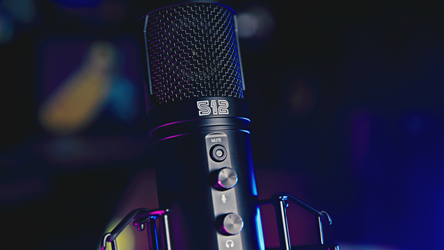 YouTube thumbnail of the 512 Audio Tempest USB microphone