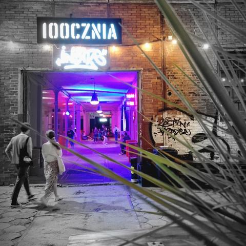 Gdansk, Poland 🇵🇱 This place is good for hanging around, to meet people and socializing.