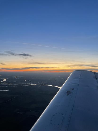 Sonnenuntergang am Horizont.