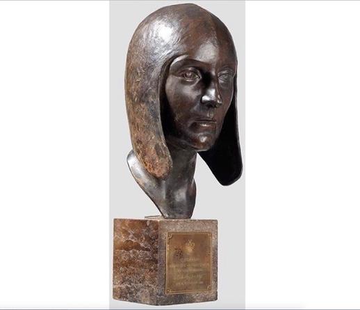 Bronze bust of Melitta von Stauffenberg