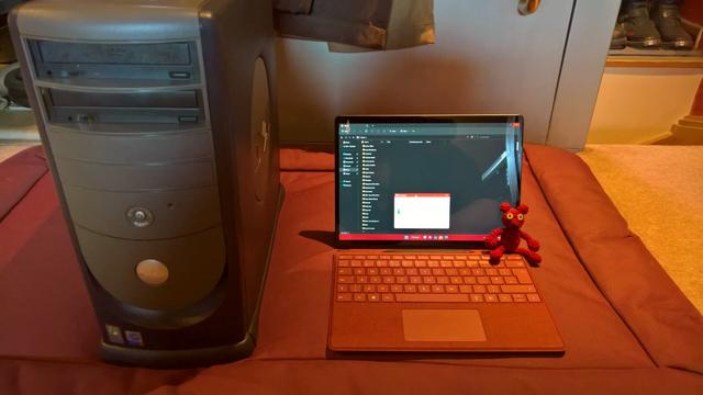 Dell "Dimension 8300" vs Microsoft "Surface Pro 9"