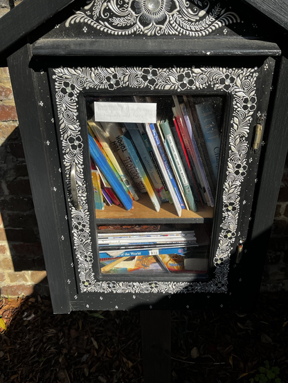 Free little library