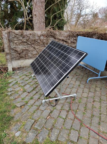 Solartisch gekippt