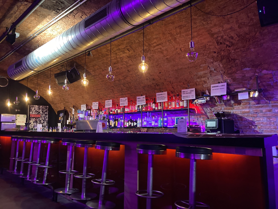 Unterhaus FFB Bar mit Tresen