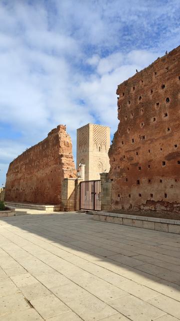 Hassan Tower in Rabat (Almohad)