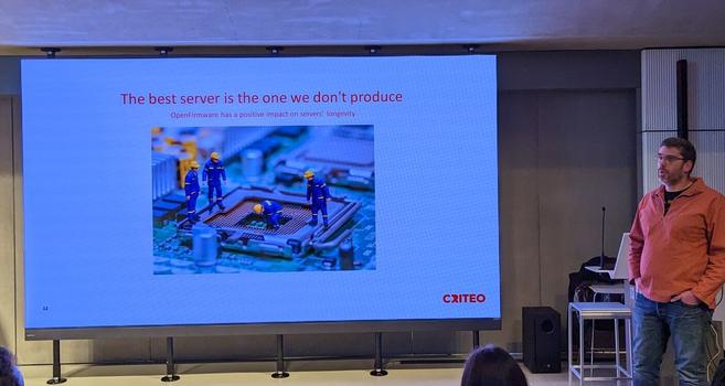 Erwan Velu and a slide:
"The best server is the one we don't produce"