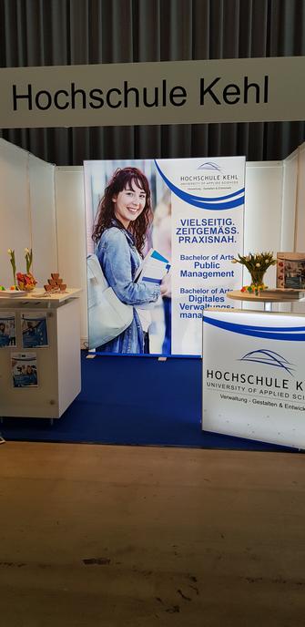 Der Messestand der Hochschule Kehl.