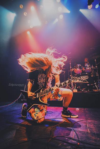 3rd & 4rd band of today: #TornFromOblivion & #Obstruktor  📍 #DynamoMetalfest battle // Loud Noise Productions 
.
.
.
Phone edit. Later I will edited the pictures on my laptop.
.
.
.
#sethpicturesmusic #sethabrikoos #metalhead #dutchmetal #dutchmetalband 
 
🤘✌️