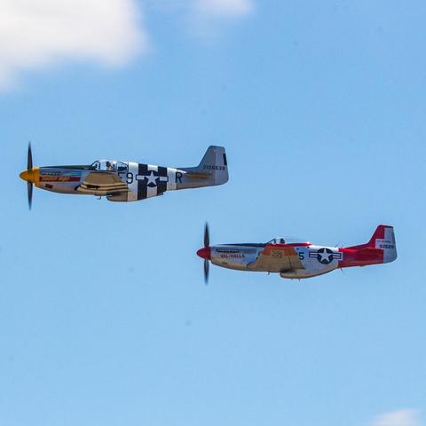 Mustangs #aviation #avgeek #warbirds #airshows #upupaepops #impatientvirgin #p51 #northamerican #kpae #painefield #everett #washington #usa